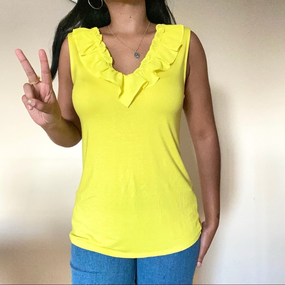 Suzy Shier Yellow Blouse Tank Top - Picture 2 of 4